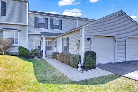 2303 Watch Hill Dr, Greenburgh, NY 10591
