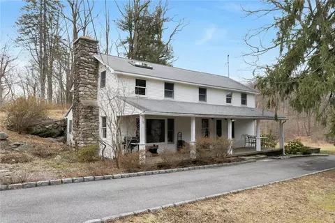 74 Tinker Hill Rd, Putnam Valley, NY 10579
