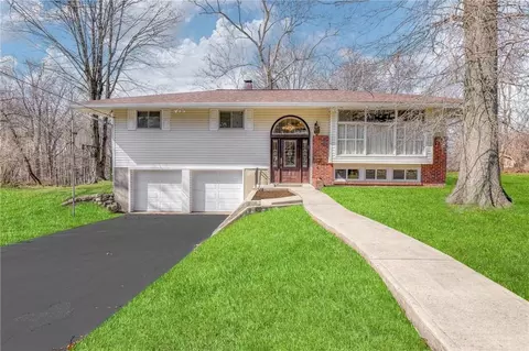 6 Echo Ridge Rd, Ramapo, NY 10952
