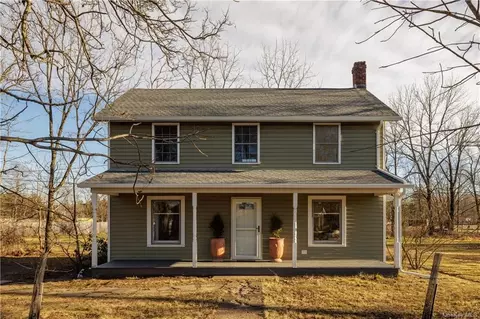 256 Lower Whitfield Rd, Rochester, NY 12404
