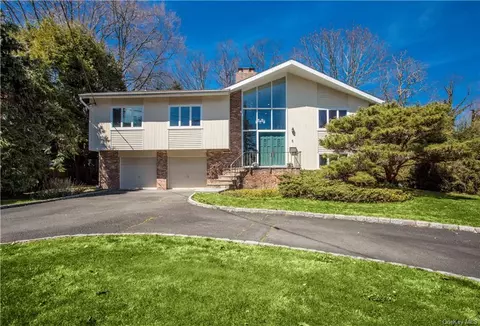 6 Woodbine Ave, Larchmont, NY 10538