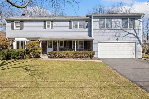 6 Marian Dr, Ramapo, NY 10901
