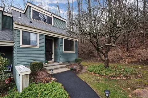 51 Heritage Hls #D, Somers, NY 10589