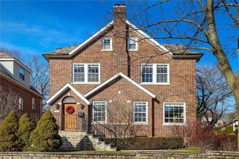 95 Lincoln Ave, Eastchester, NY 10707