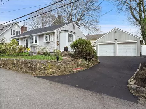 27 Hunter Pl, Cortlandt, NY 10520
