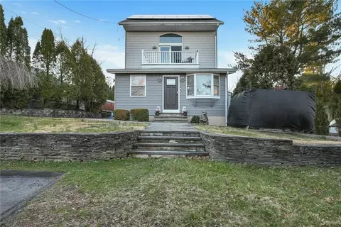 422 Glen Ave, Clarkstown, NY 10960