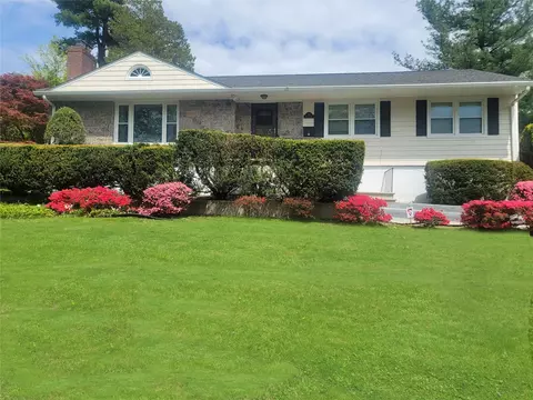 20 Manor Ave, White Plains, NY 10605