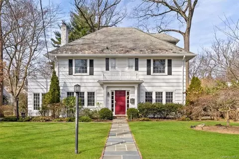 163 Brewster Rd, Scarsdale, NY 10583