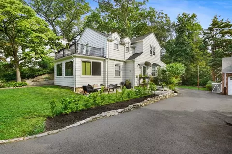 143 Ridgeway St, Mount Vernon, NY 10552