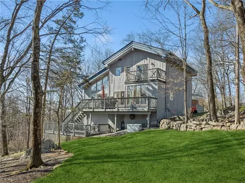 36 Downey Ln, Philipstown, NY 10516