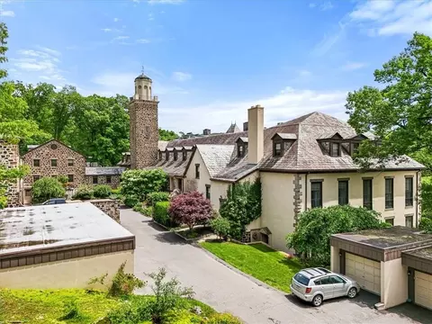 341 Furnace Dock Rd #17, Cortlandt, NY 10567