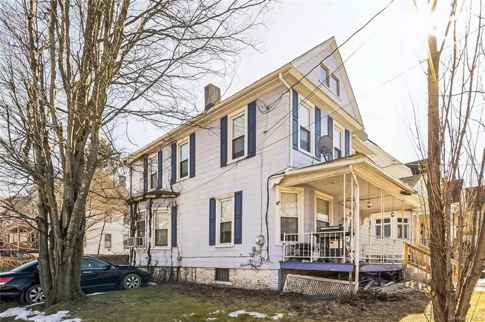 68 Beattie Ave, Middletown, NY 10940 18 Photos Movoto