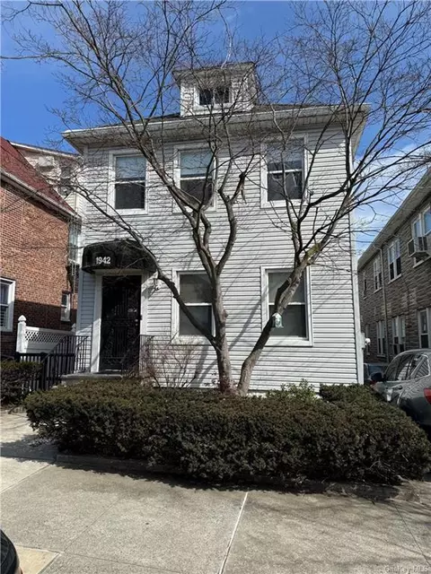 1942 Hone Ave, Bronx, NY 10461