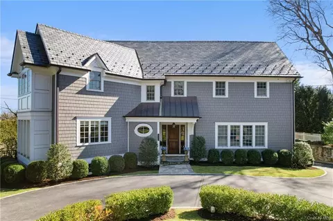360 Pondfield Rd, Bronxville, NY 10708