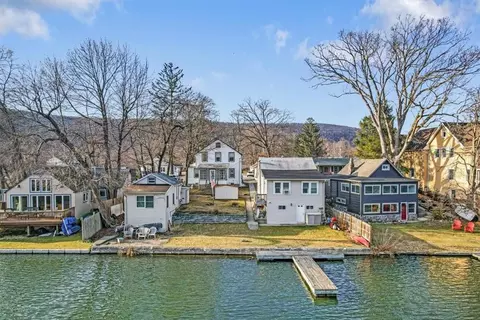 14 Linden Ave, Greenwood Lake, NY 10925