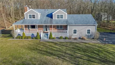 409 Winding Hill Rd, Crawford, NY 12549