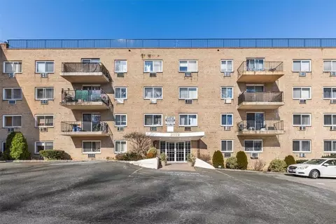 2035 Central Park Ave #1P, Yonkers, NY 10710