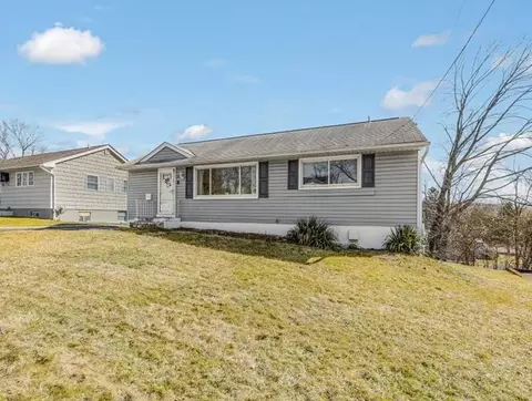 20 Sherman Dr, Newburgh, NY 12550