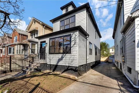 4422 Monticello Ave, New York, NY 10466