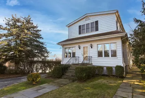 2 Fulton St, Greenburgh, NY 10706