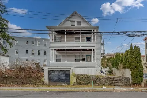 45 Harding Ave, White Plains, NY 10606