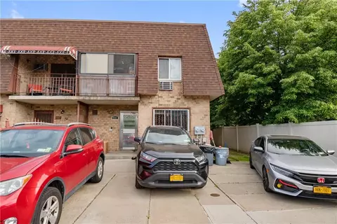 1830 Bruckner Blvd, New York, NY 10473