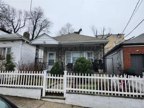137 Vineyard Ave, Yonkers, NY 10703