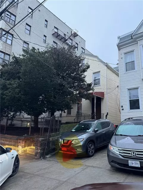 2087 Ryer Ave, New York, NY 10457