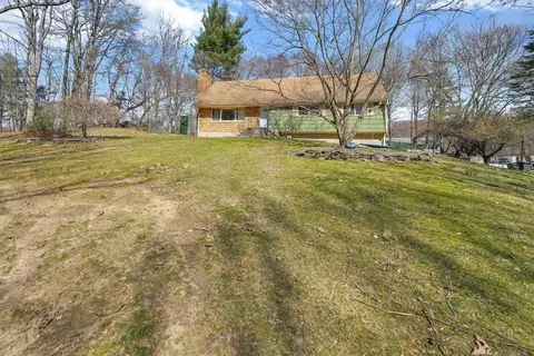 190 Summit Park Rd, Ramapo, NY 10977