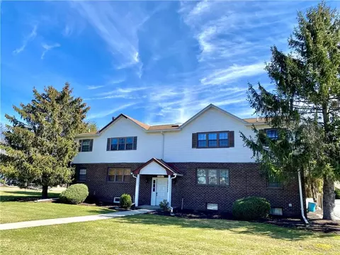 74 Arrow Point Ln #26, Washingtonville, NY 10992