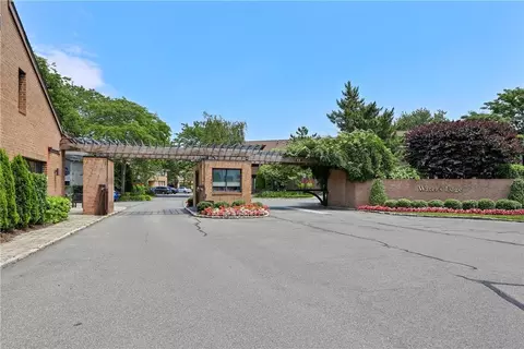 66 Waters Edge, Rye, NY 10580