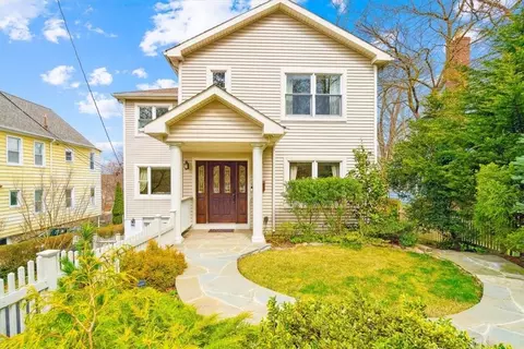 115 Washington Ave, Greenburgh, NY 10706
