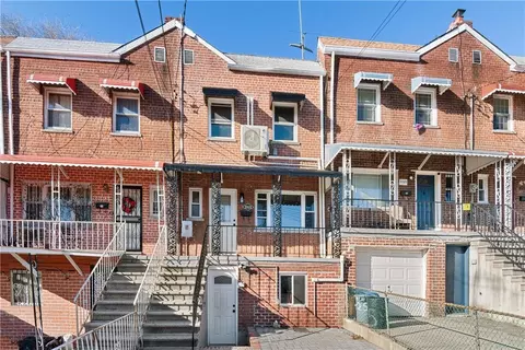 3323 Gunther Ave, New York, NY 10469
