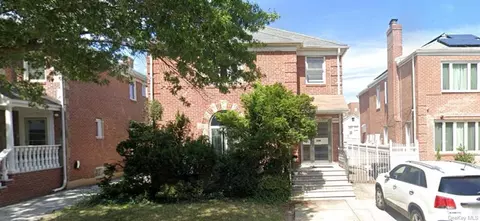 62-34 Dieterle Cres, Rego Park, NY 11374
