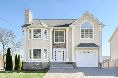 75 Hudson Ave, Haverstraw, NY 10927
