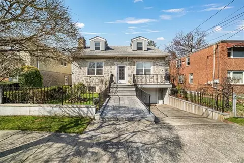 20 Hildreth Pl, Yonkers, NY 10704
