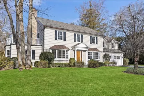 29 Brite Ave, Scarsdale, NY 10583
