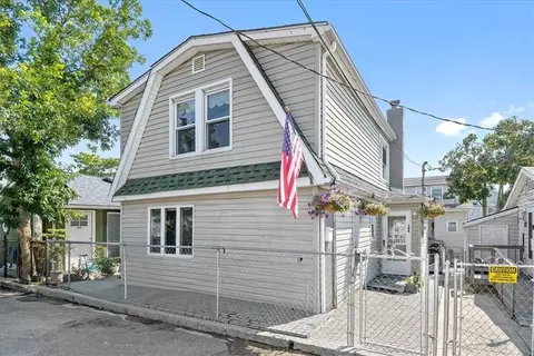 18 Edgewater Park #A, New York, NY 10465