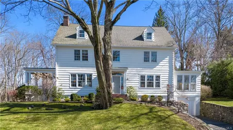 50 Church Ln, Scarsdale, NY 10583