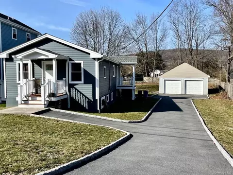 9 Kitchawan Rd, Kent, NY 10512