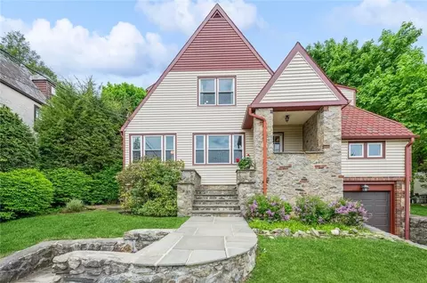 61 Parkview Dr, Bronxville, NY 10708