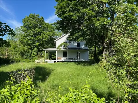 444 Mooney Hill Rd, Patterson, NY 12563