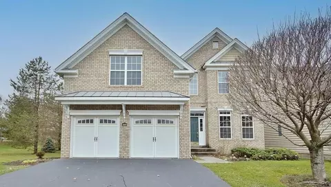 409 Vassar Pl, Fishkill, NY 12524