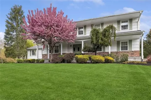 175 Waters Edge, Clarkstown, NY 10989