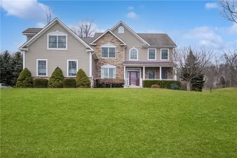 167 Country Club Rd, East Fishkill, NY 12533