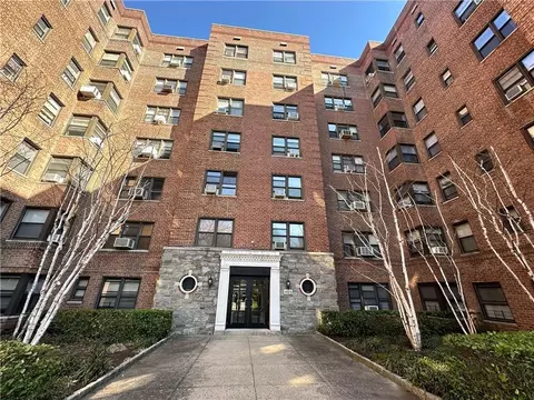 465 E Lincoln Ave E #312, Mount Vernon, NY 10552