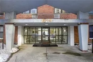 814 Tilden St # B, New York, NY 10467