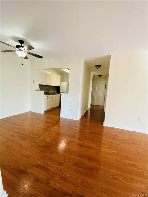 24 Hillside Ter #H, White Plains, NY 10601