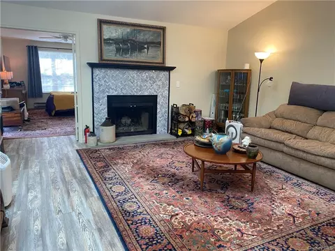 82 Hidden Ridge Dr #82, Thompson, NY 12701