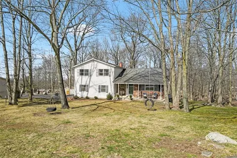 45 Sylvia Ln, Monroe, NY 10950